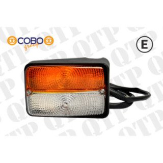 Przednia lampa zespolona prawa